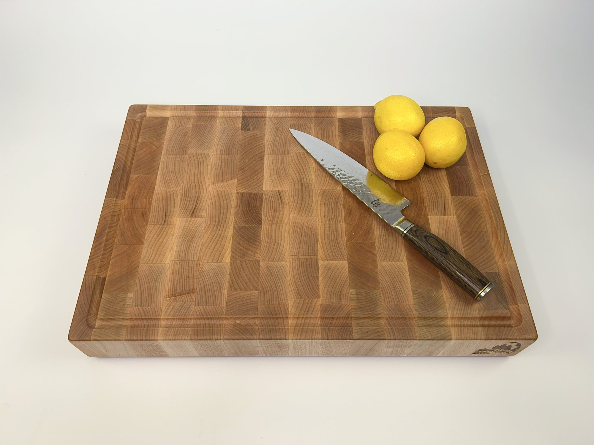 Sweet N' Groovy Maple